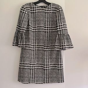 Zara dress. houndstooth print. Size Small